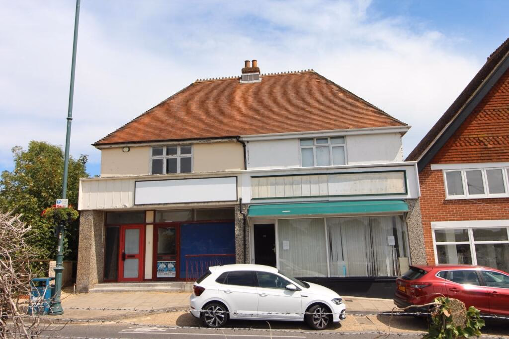 Land for sale - Image 1