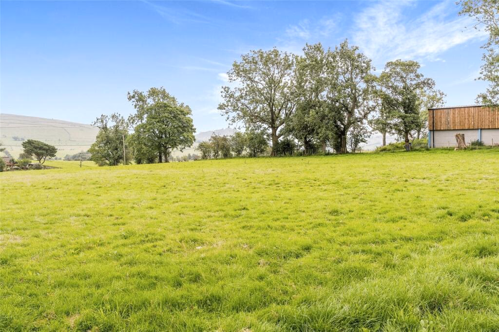 Land for sale - Image 3