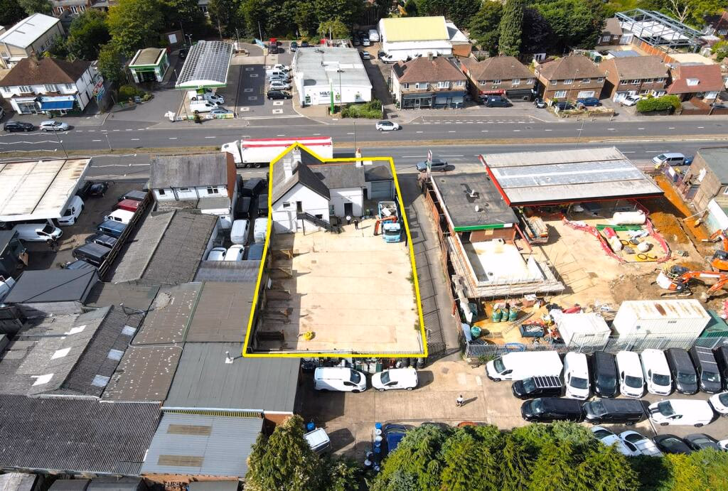 Plot for sale - Image 2