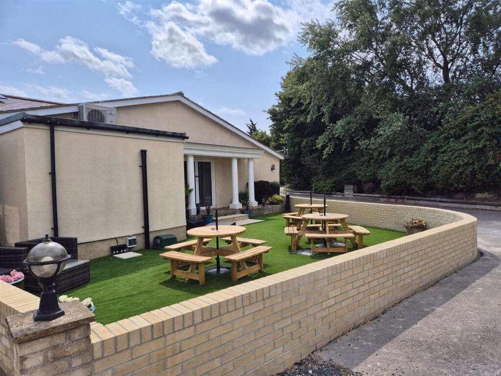 Plot for sale - Image 2