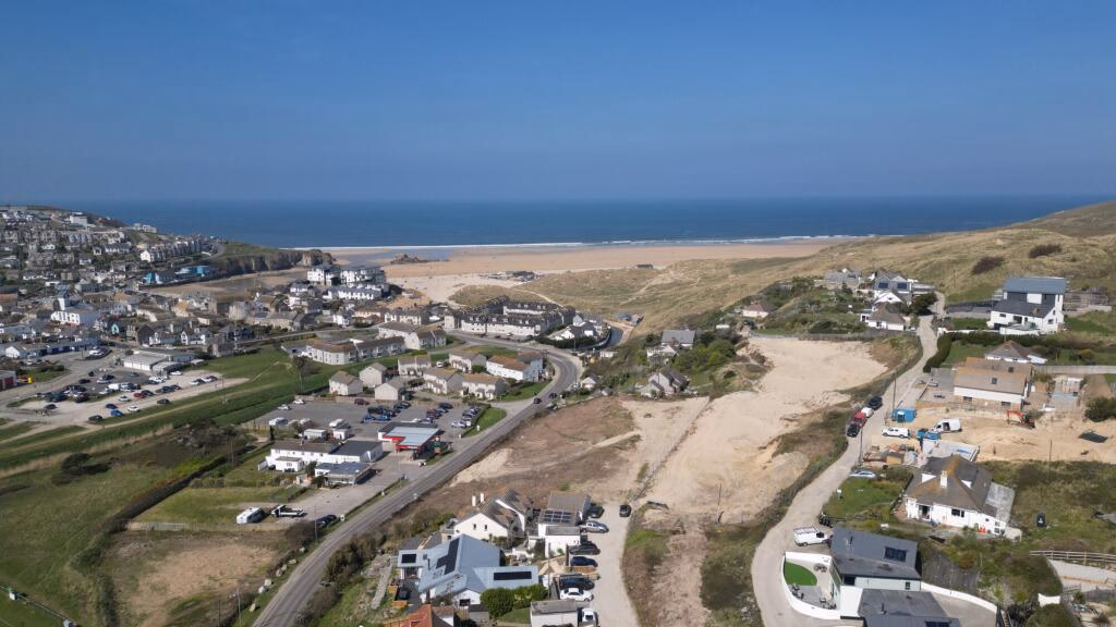 Plot for sale - Image 4