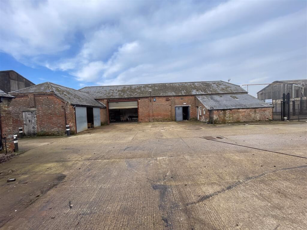 Land for sale - Image 3