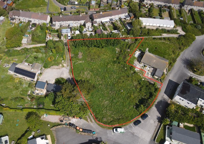 Land for sale - Image 2