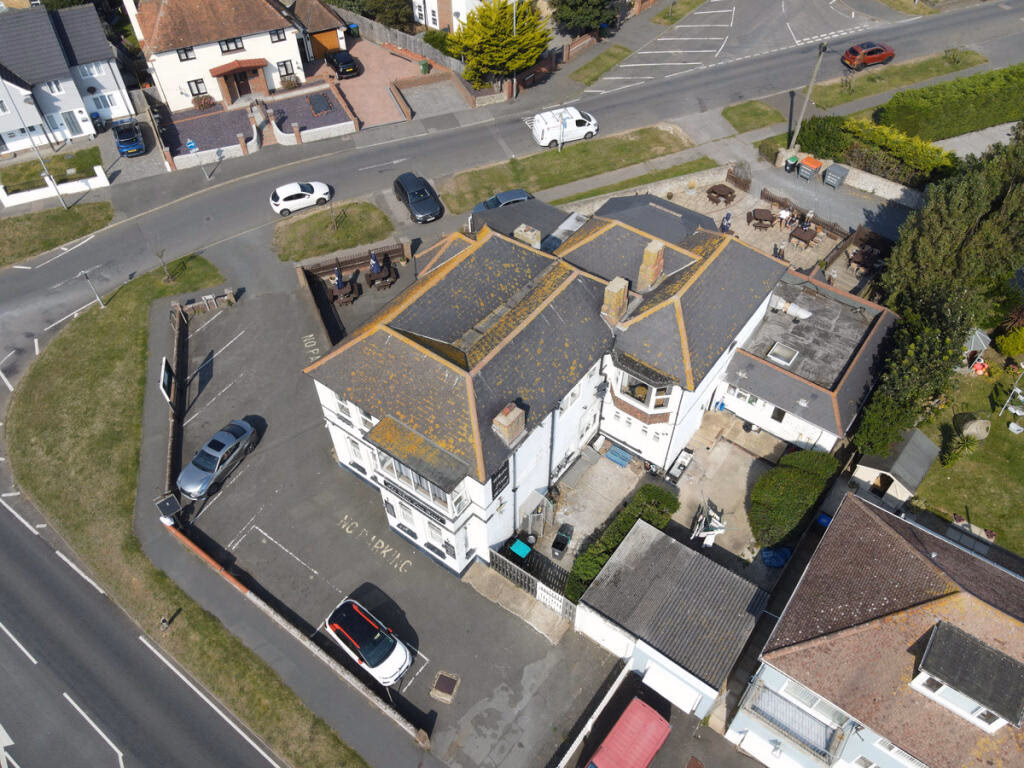 Land for sale - Image 1