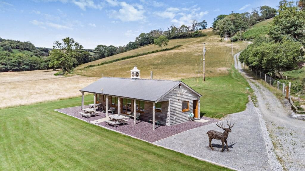 Land for sale - Image 1