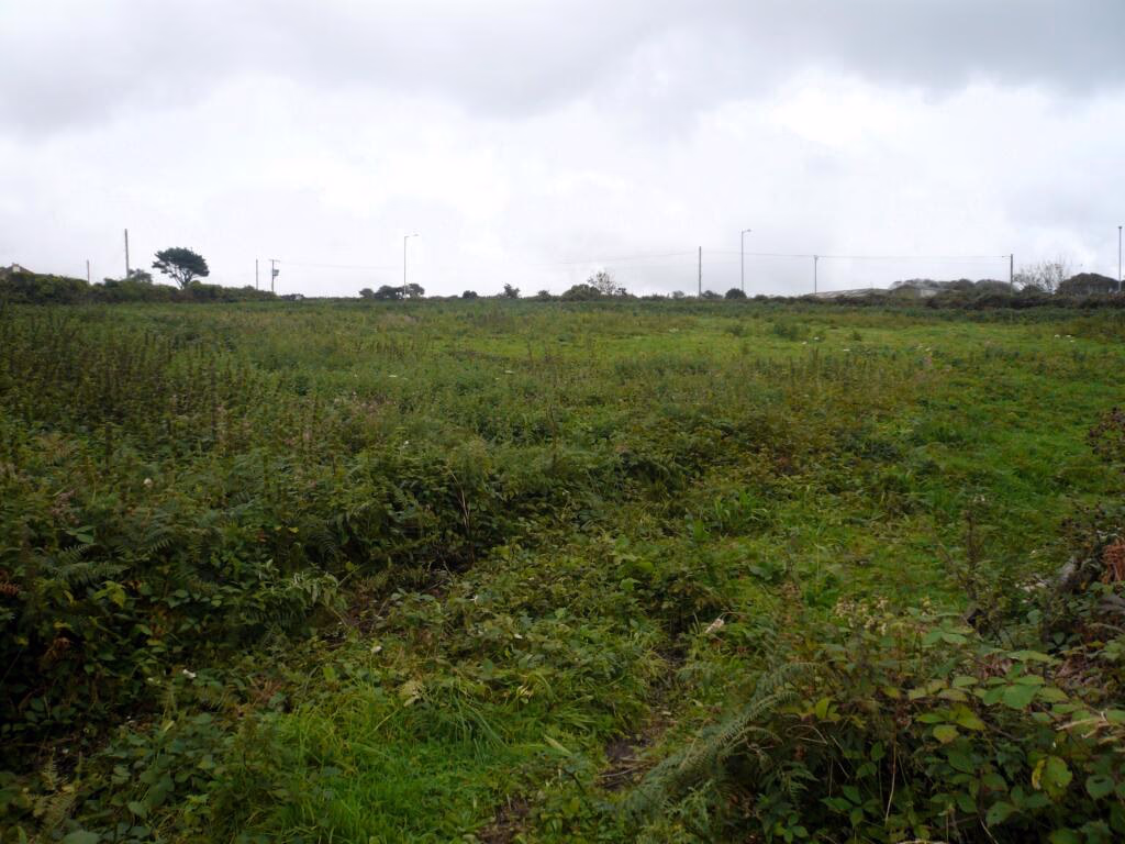 Plot for sale - Image 2