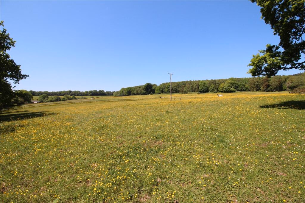 Land for sale - Image 1