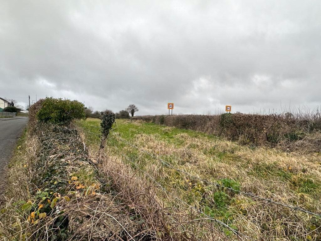 Land for sale - Image 3