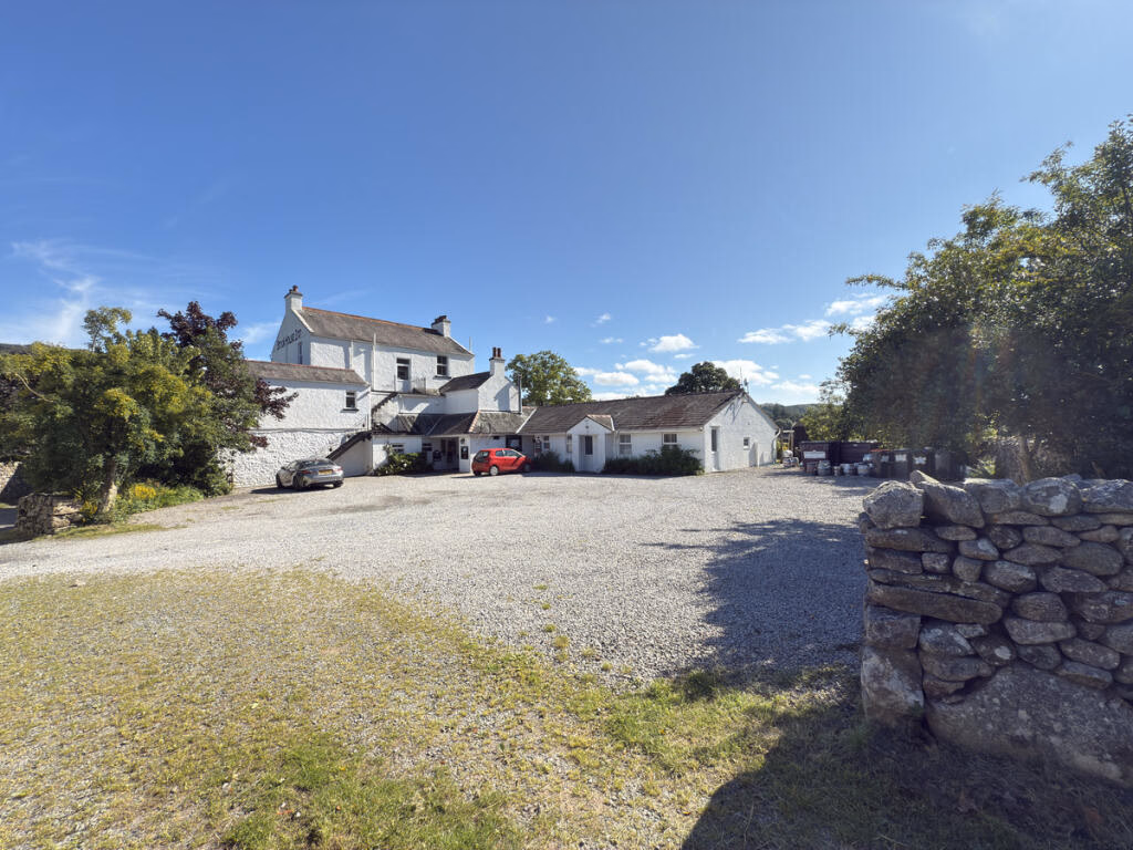 Land for sale - Image 2