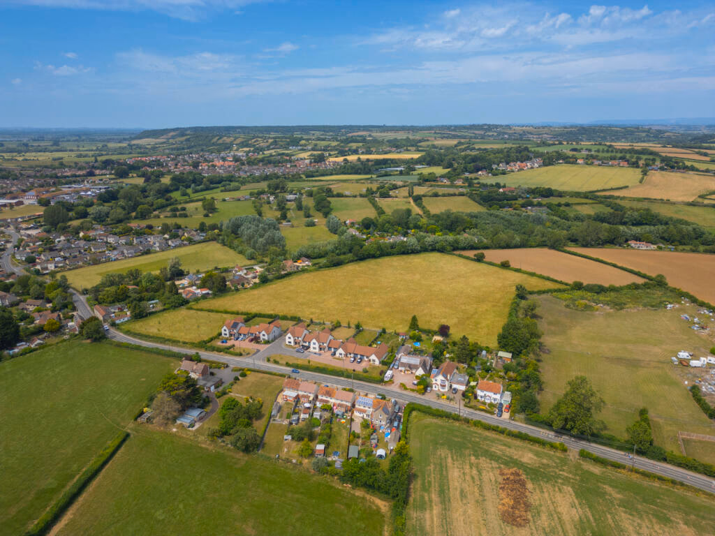 Plot for sale - Image 2