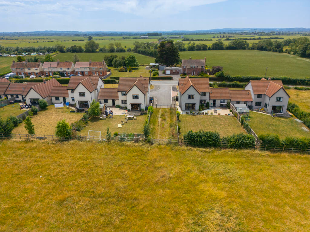 Plot for sale - Image 4