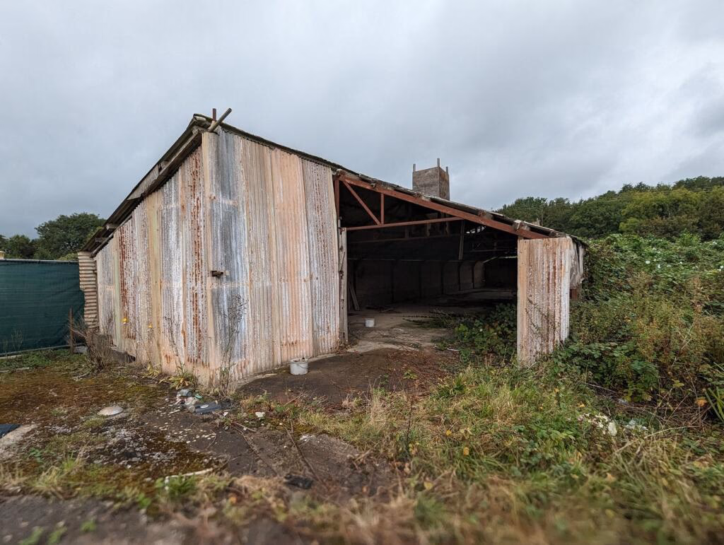 Plot for sale - Image 4