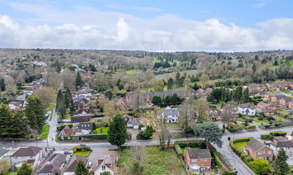 Plot for sale - Image 4