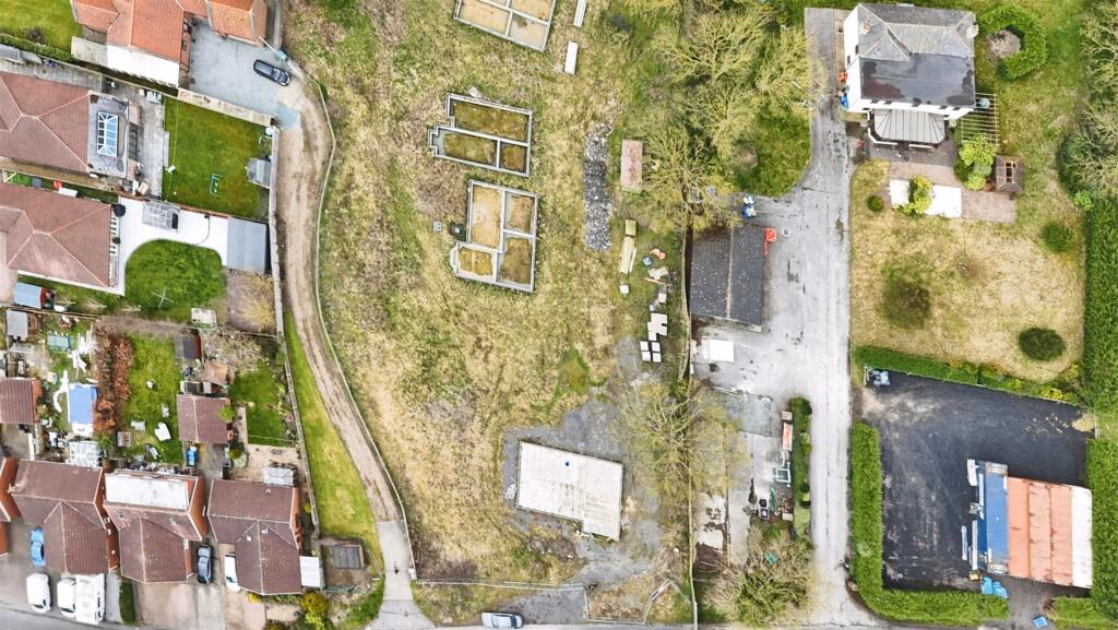 Plot for sale - Image 2