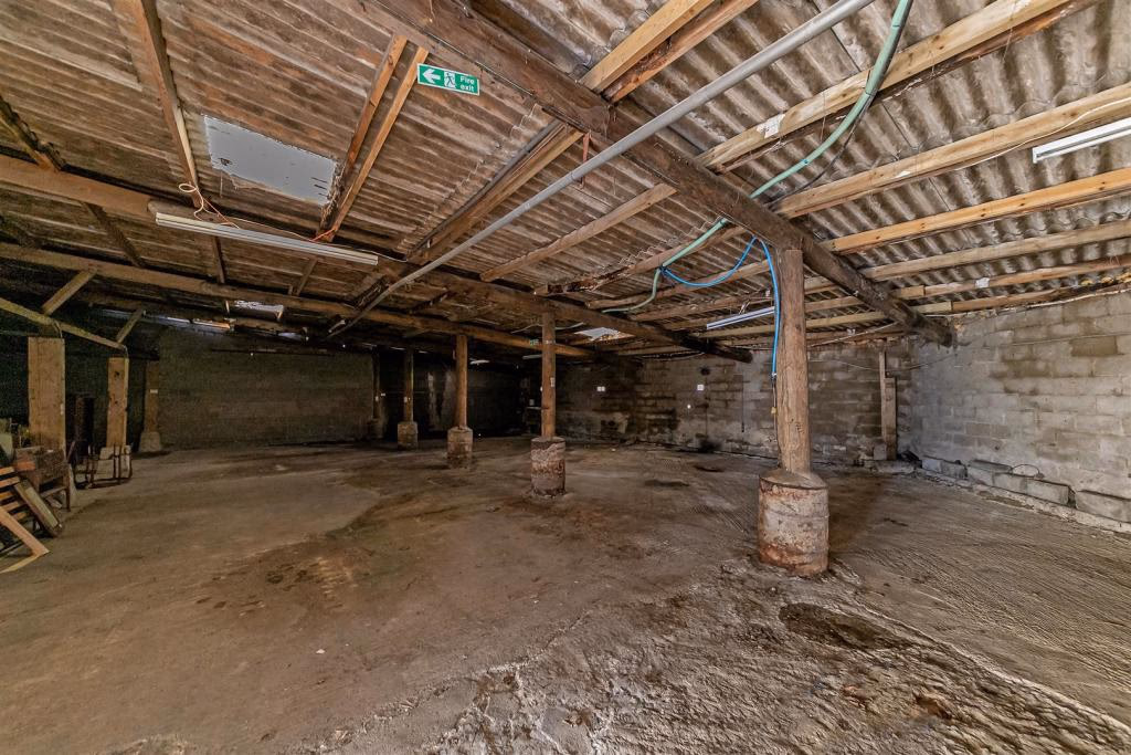 Plot for sale - Image 4