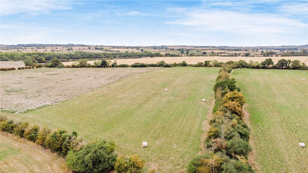 Land for sale - Image 2