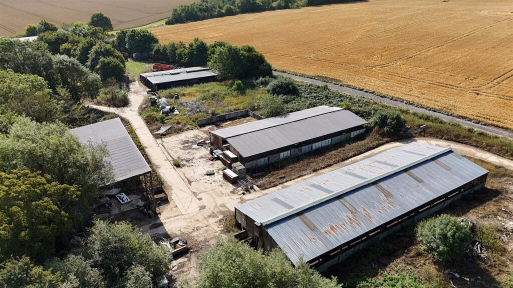 Plot for sale - Image 2