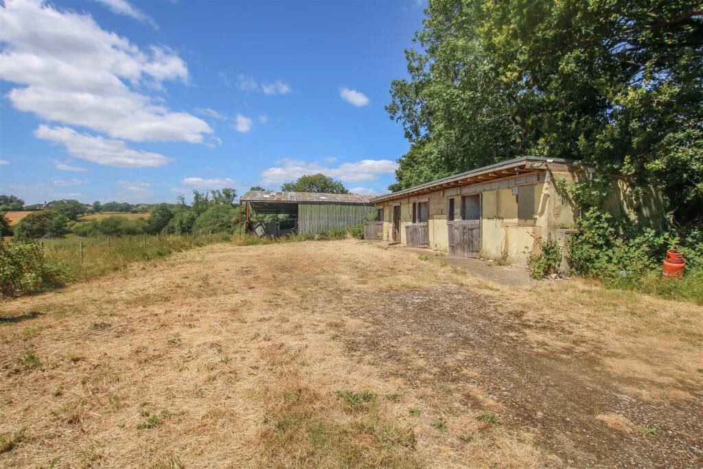 Land for sale - Image 4