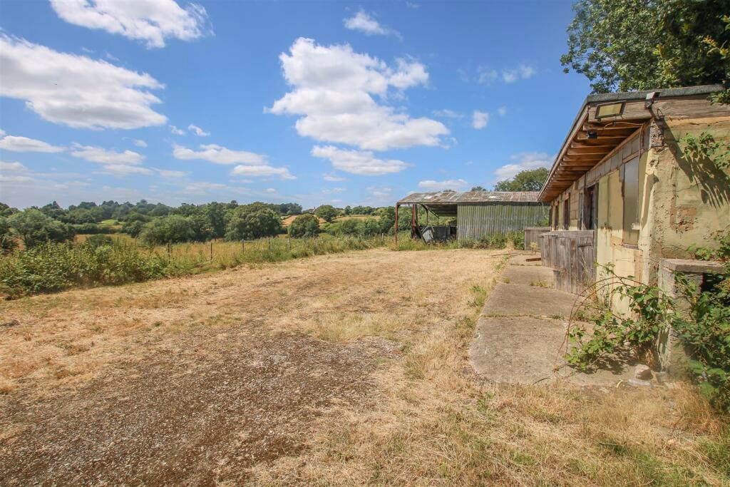 Land for sale - Image 5