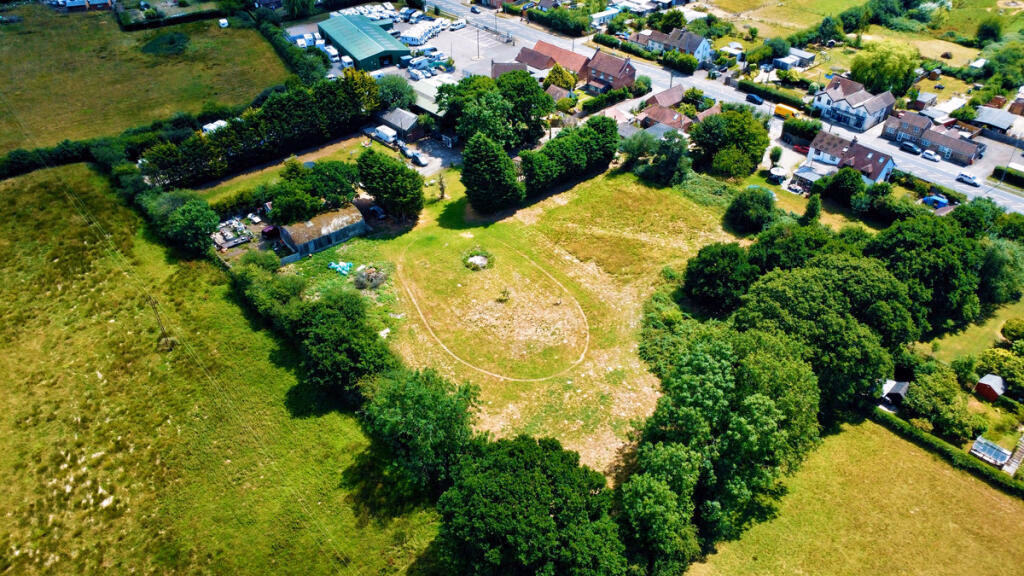 Land for sale - Image 3