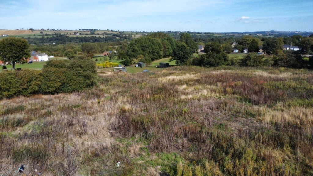 Plot for sale - Image 1