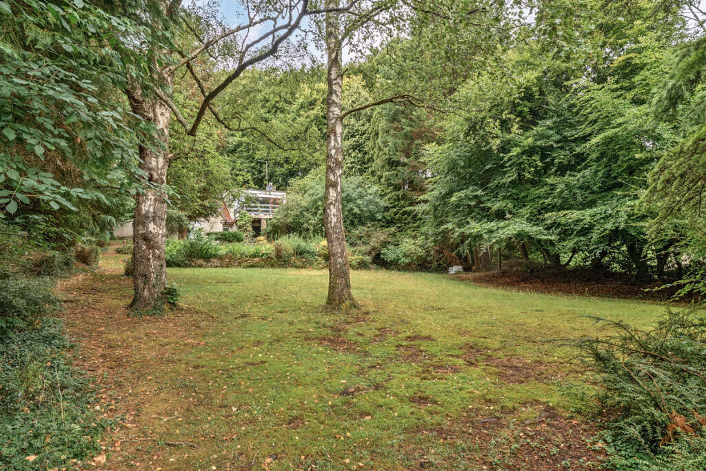 Land for sale - Image 4