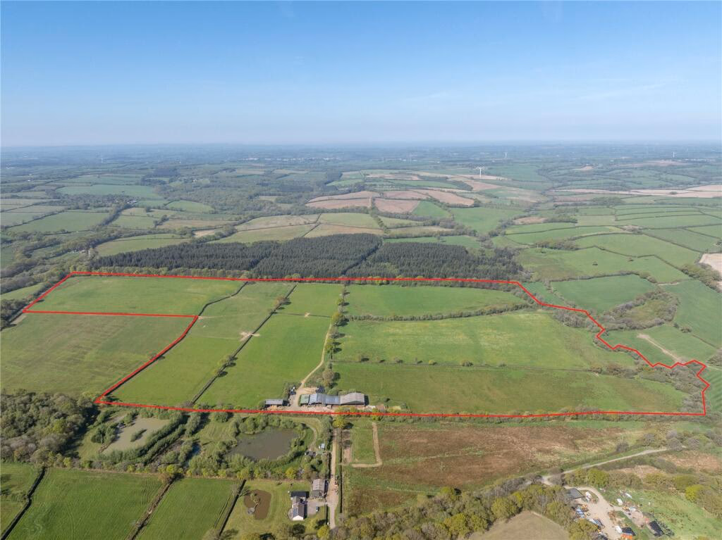 Land for sale - Image 1