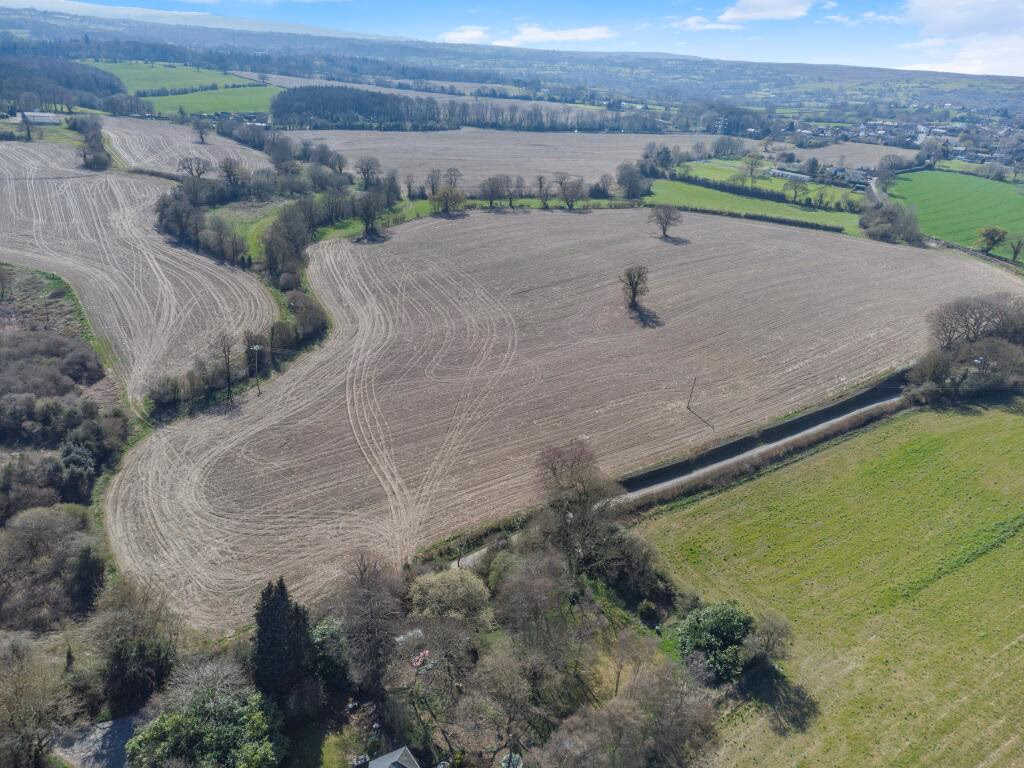 Land for sale - Image 2