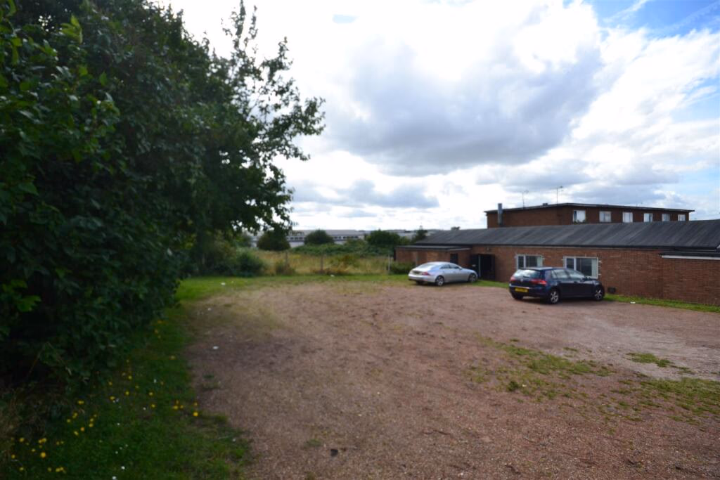 Land for sale - Image 4