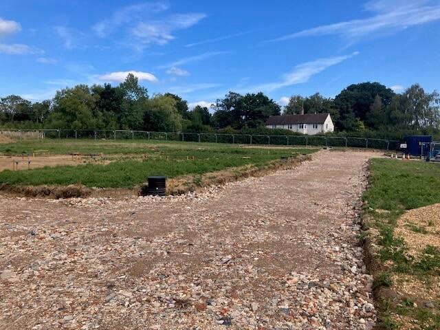 Land for sale - Image 2