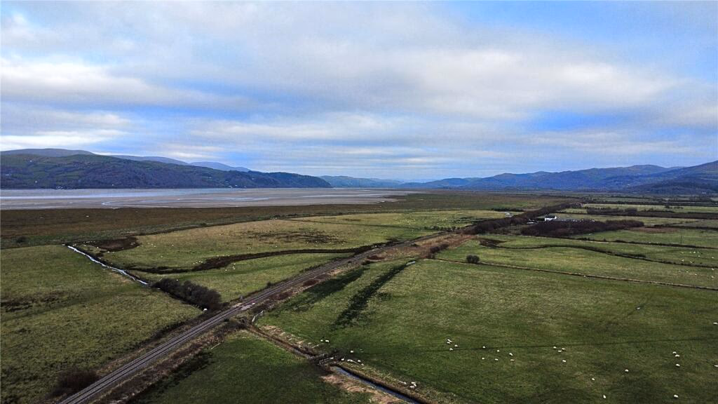 Land for sale - Image 3