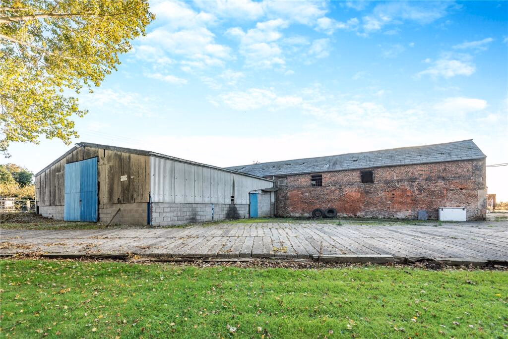 Plot for sale - Image 2