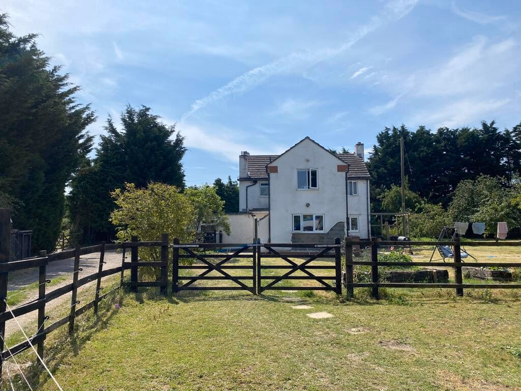 Farm land for sale - Image 1