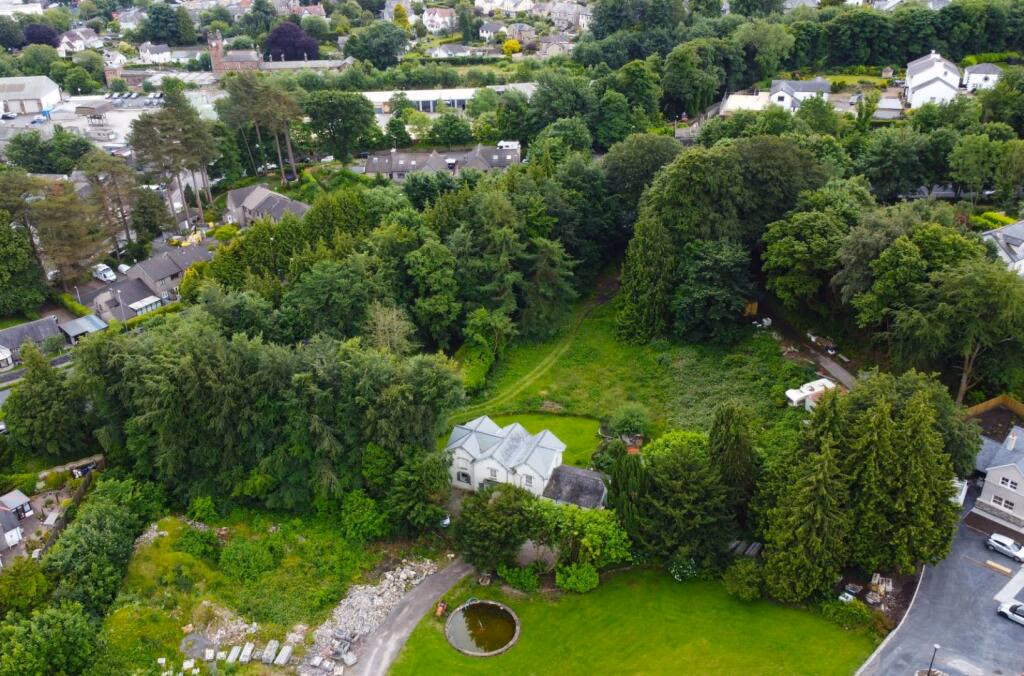 Plot for sale - Image 2