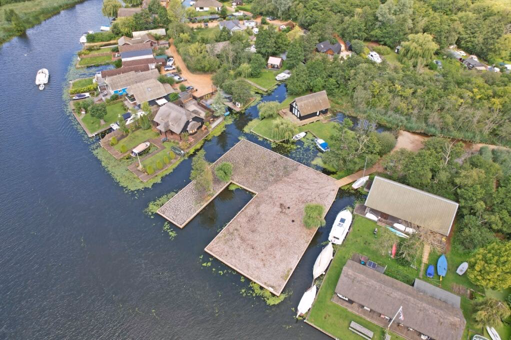 Plot for sale - Image 2