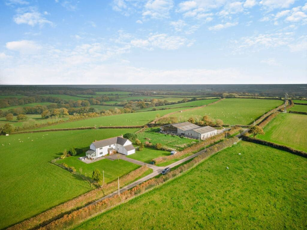 Land for sale - Image 2