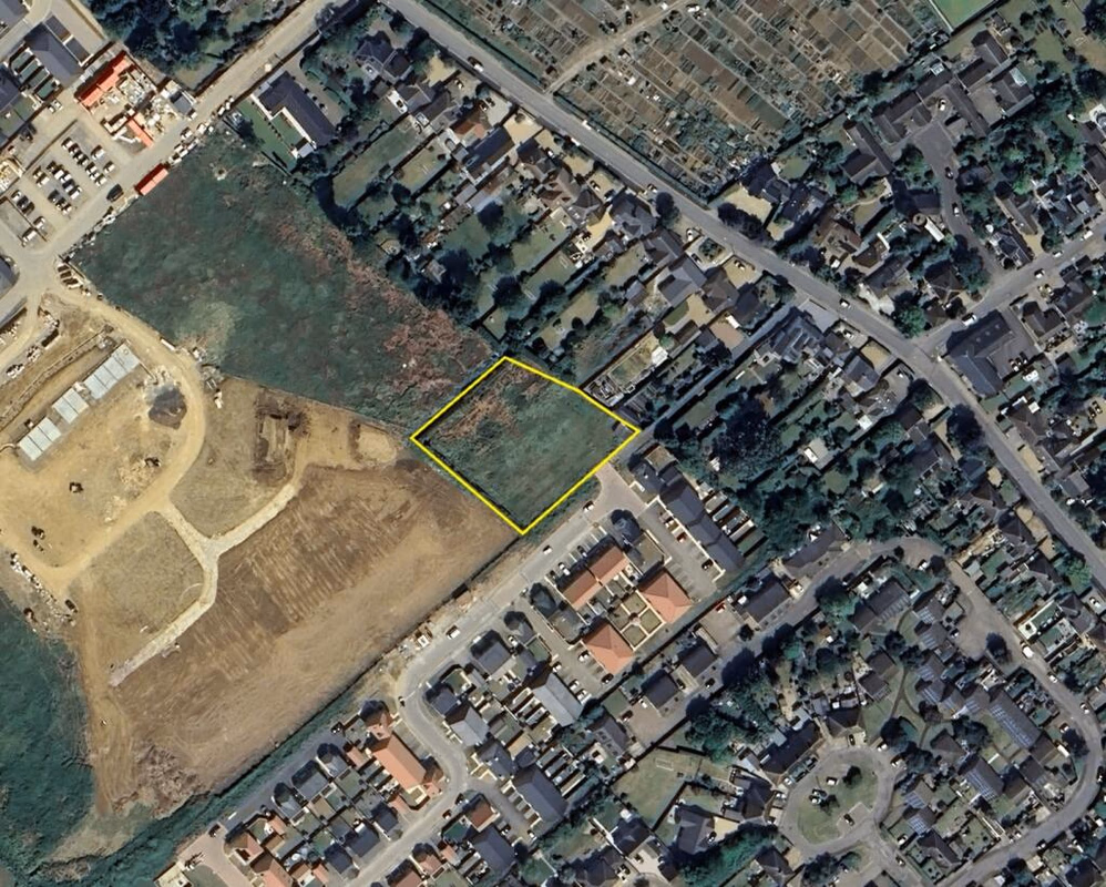 Land for sale - Image 2