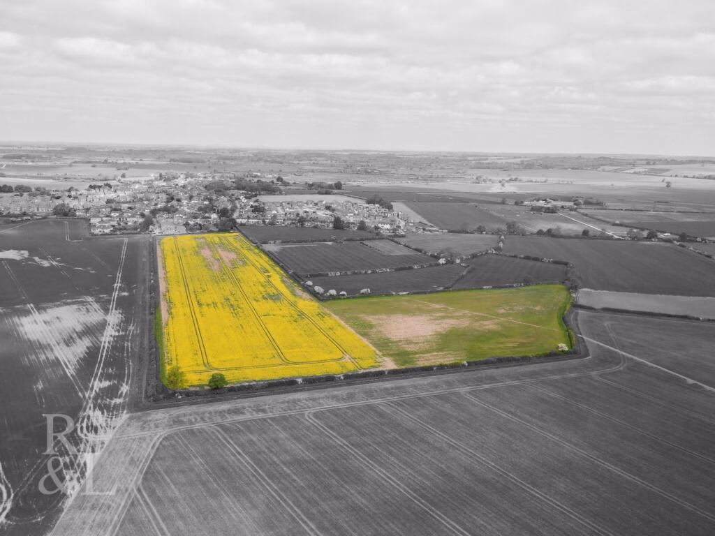 Land for sale - Image 4