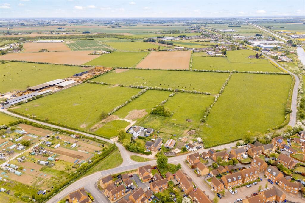 Plot for sale - Image 4