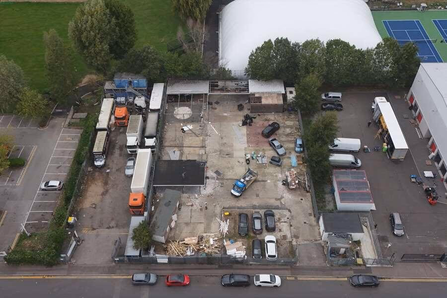 Land for sale - Image 1