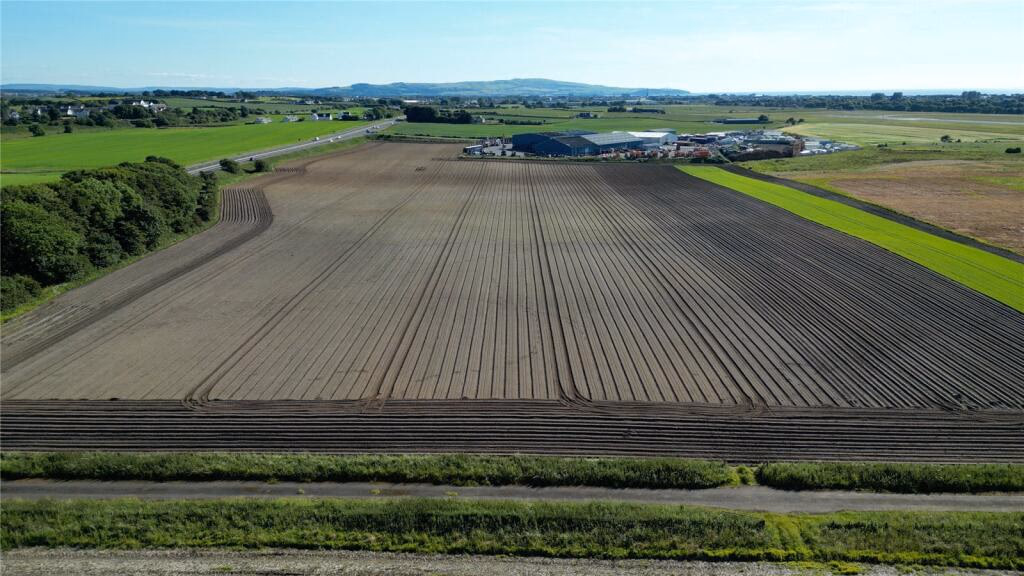 Land for sale - Image 3