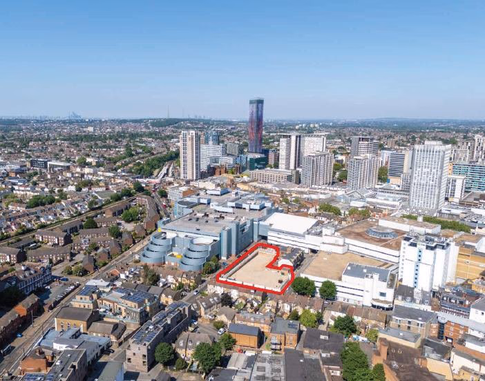 Land for sale - Image 1