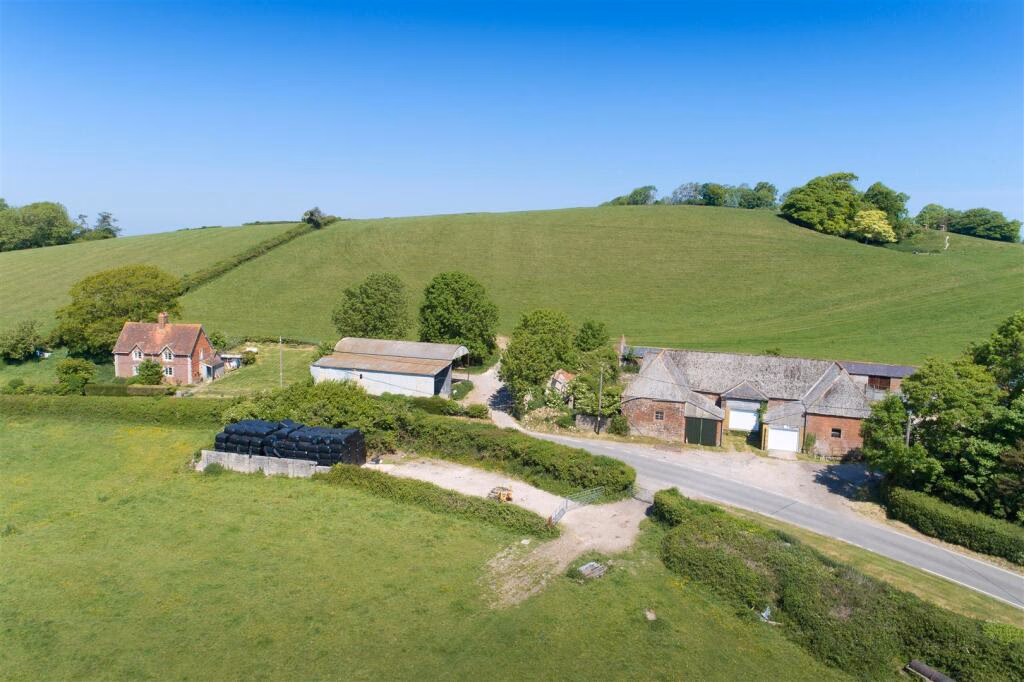 Land for sale - Image 3