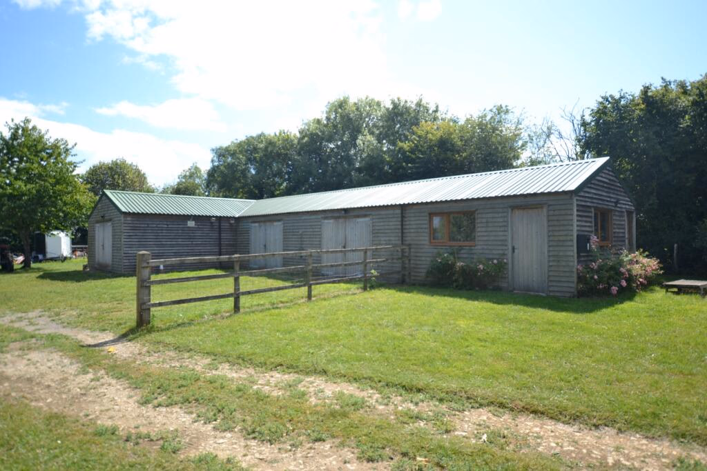 Land for sale - Image 2