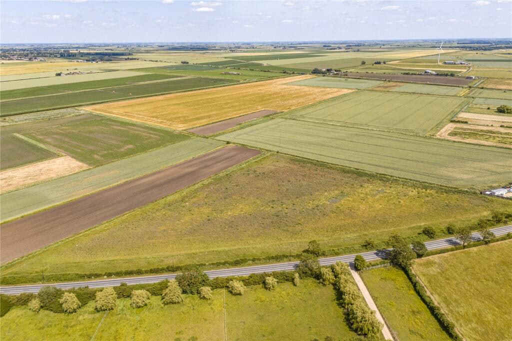 Land for sale - Image 2