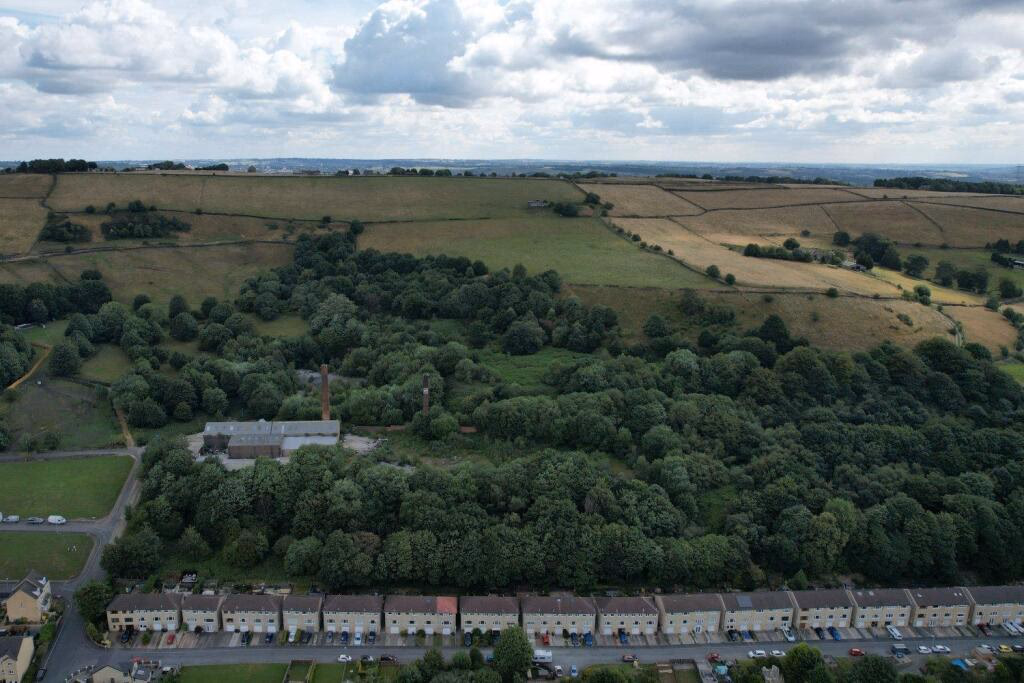 Land for sale - Image 1