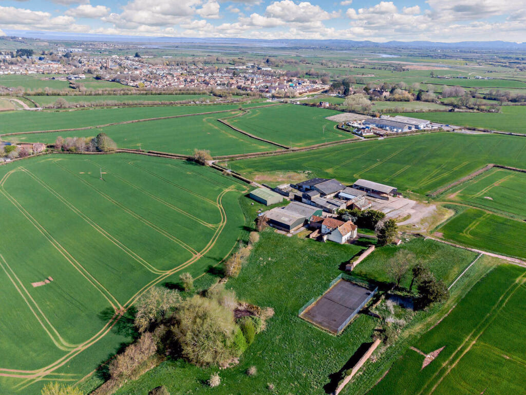 Land for sale - Image 2