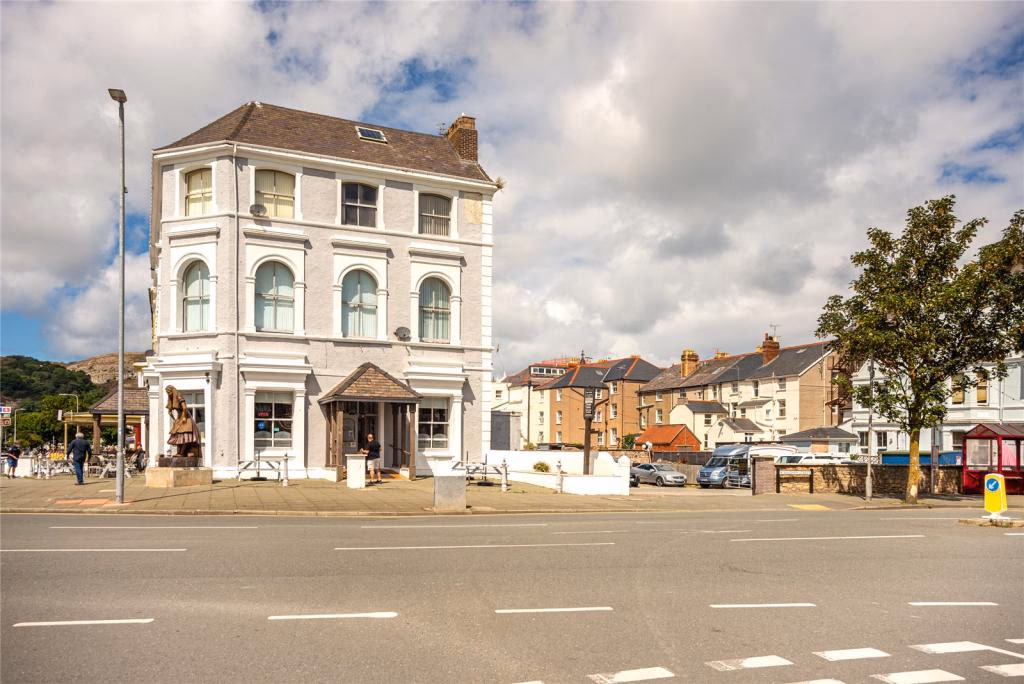 Land for sale - Image 3