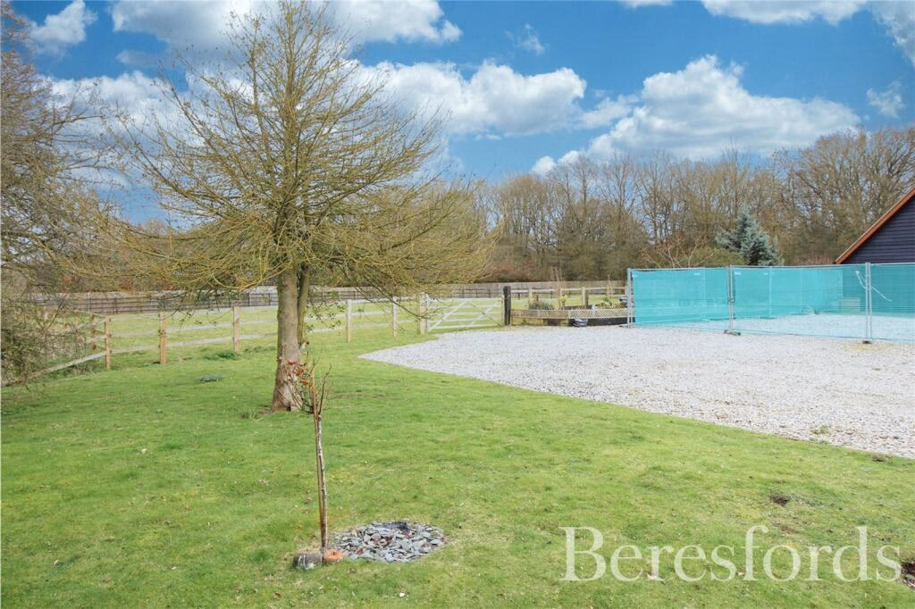 Land for sale - Image 4