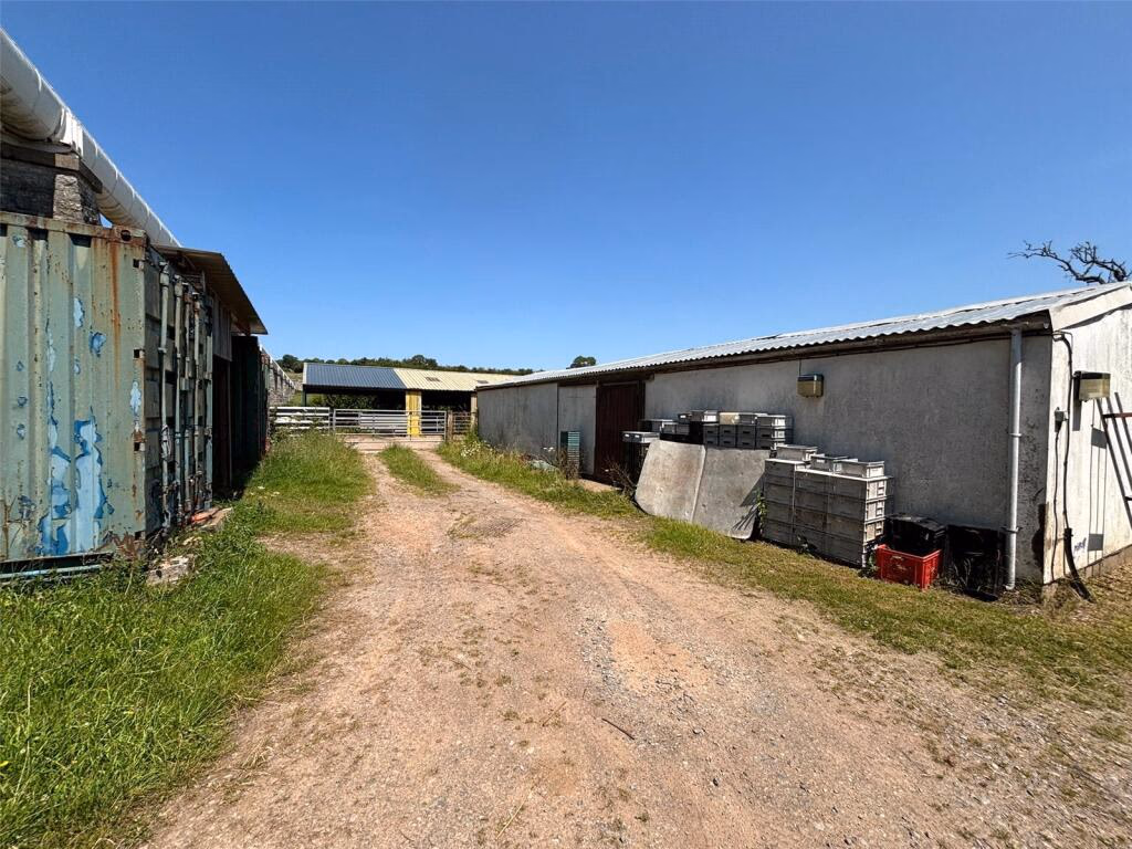 Land for sale - Image 5